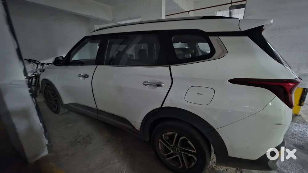 Kia Carens (with Extended Warranty) 1.5 Luxury Plus 7 Dct Petrol 2023