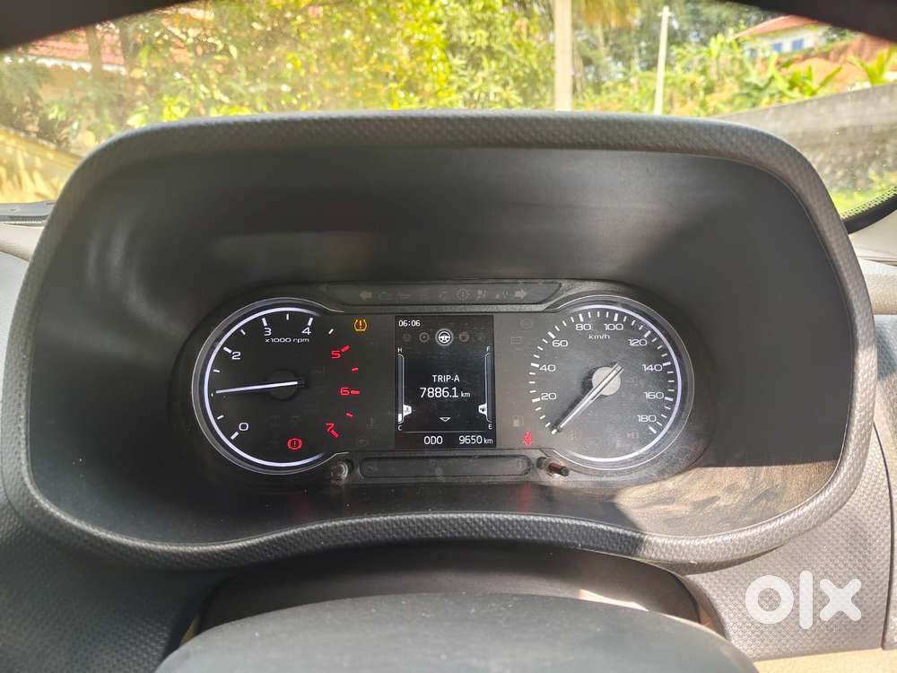 Mahindra Bolero Neo N8, 2023, Diesel