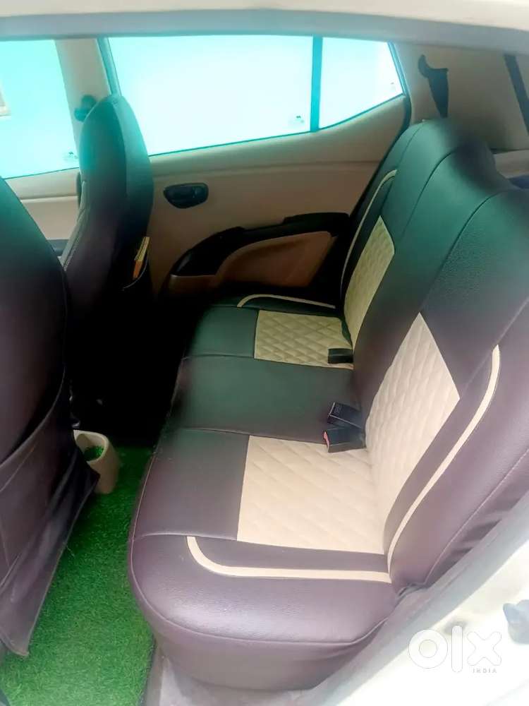 Hyundai I 10 (jhansi Rto Transfer)