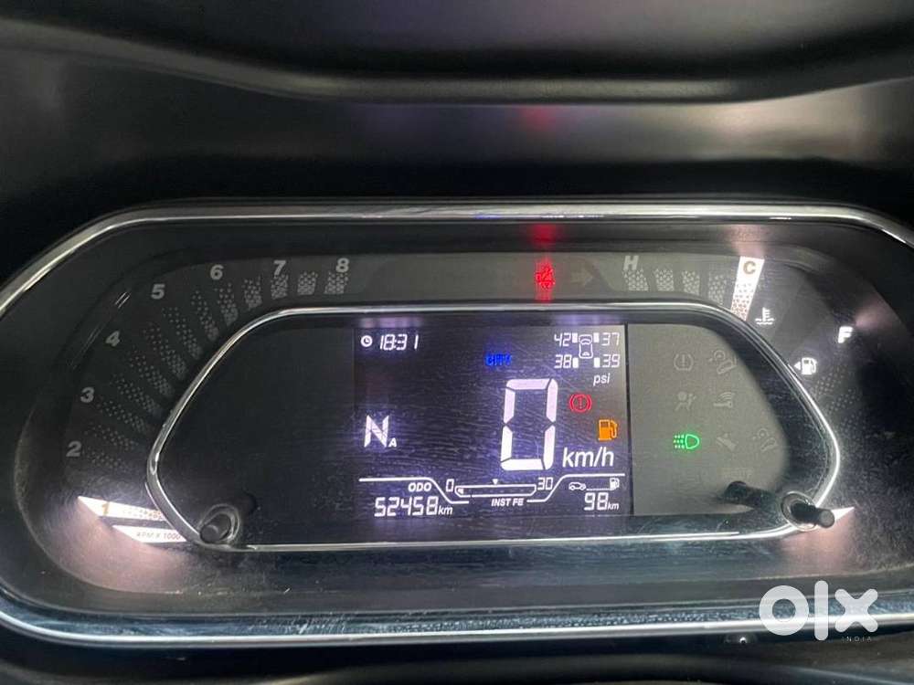 Automatic Diesel Engine, Sunroof, Cruise Control, Steering Control