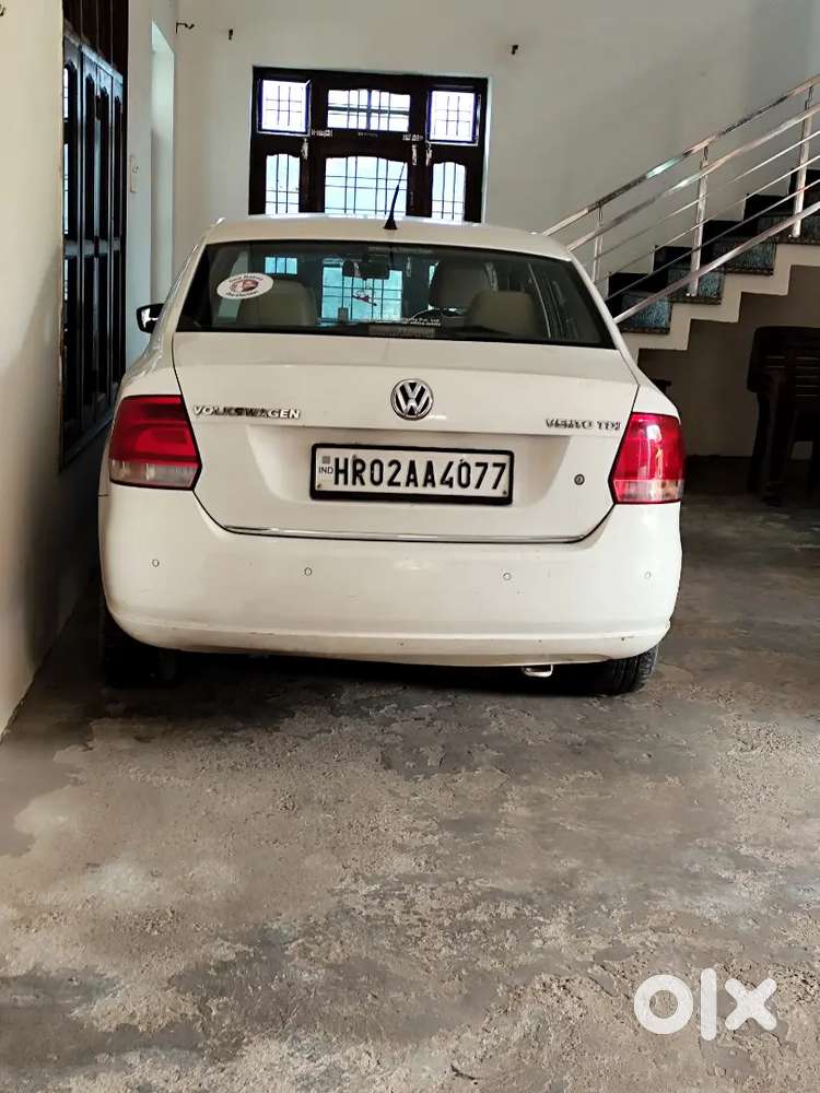 Volkswagen Vento Diesel Highline 2012