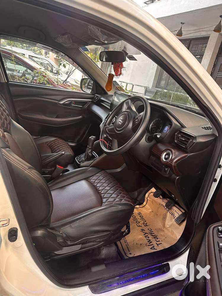 2024 Grand Vitara Petrol  Upgraded Premium Interior  Like Brand New