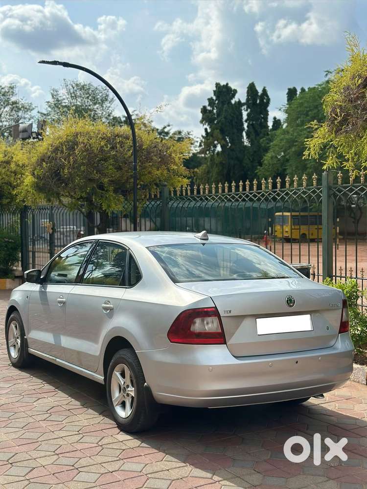 Skoda Rapid 1.6 Tdi Ambition, 2013, Diesel