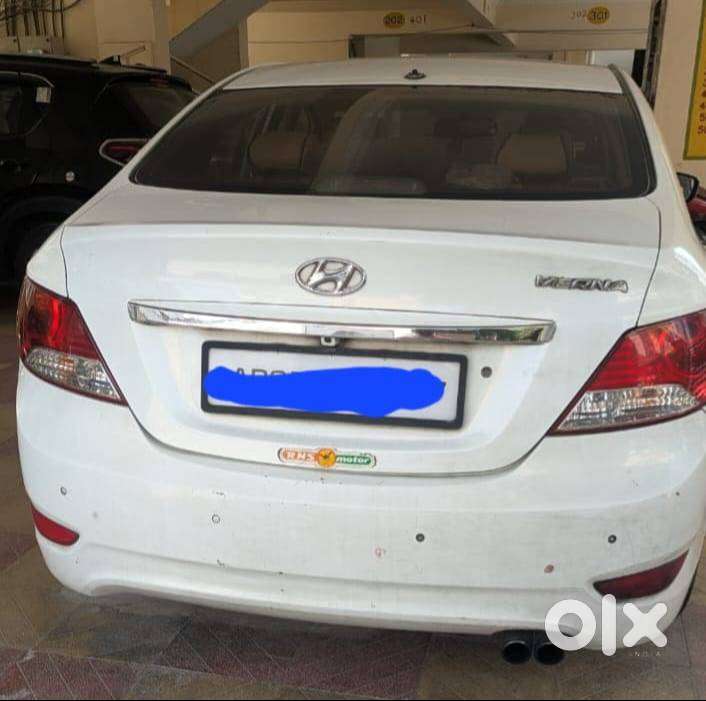 Hyundai Verna (2011) Fluidic 1.6 Crdi Sx