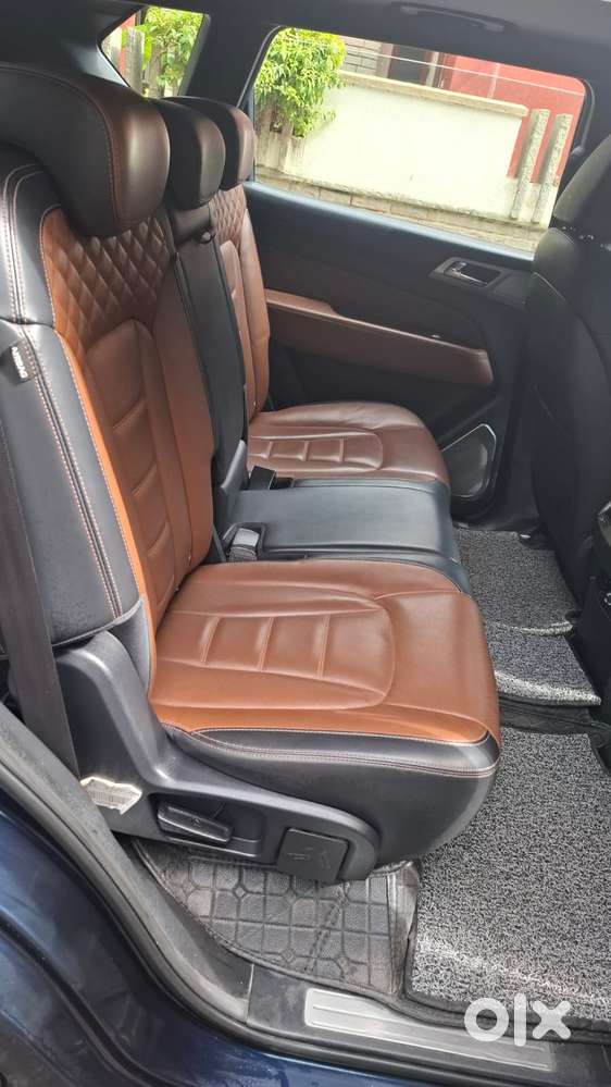 Mahindra Alturas G4 4x2 At, 2022, Diesel