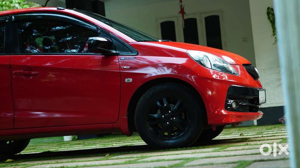 Honda Brio Vx – 2014  Red Ralley & Black
