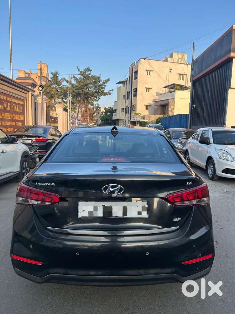 Hyundai Verna Crdi Vgt Sx 1.5, 2017, Petrol