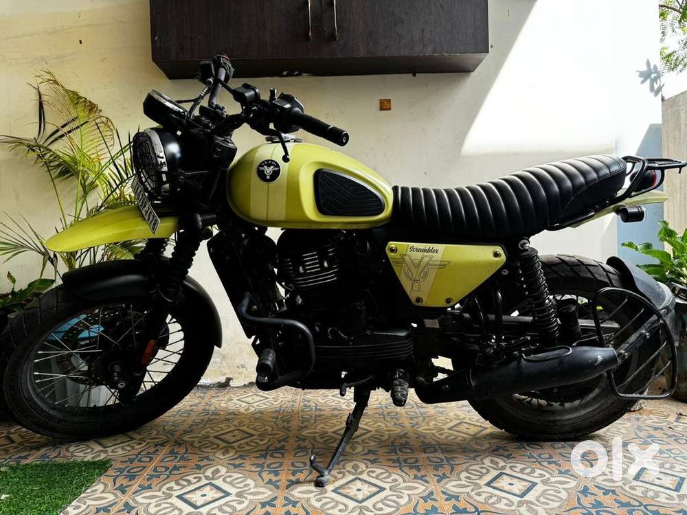 Cafe400 Motorstar Cafe Racer 400cc Price Milan Italy Nov 11 Close