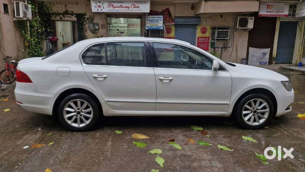 Skoda Superb 1.8 Elegance Tsi At, 2014, Petrol