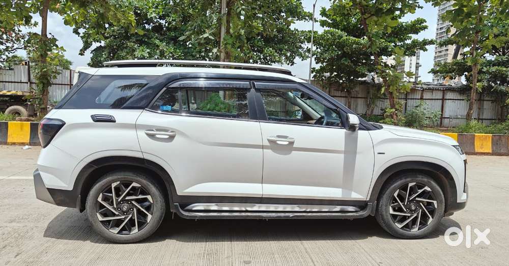 Hyundai Alcazar 2.0 Signature (o) Petrol At 7 Str, 2025, Petrol