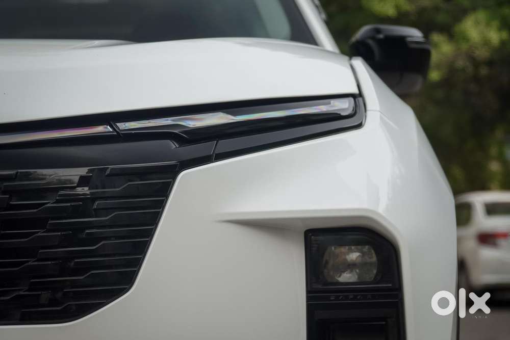 Tata Safari Pure Plus S Dark Edition At, 2025, Diesel