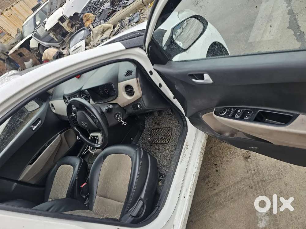 Hyundai Grand I10 2017 Diesel 90000 Km Driven