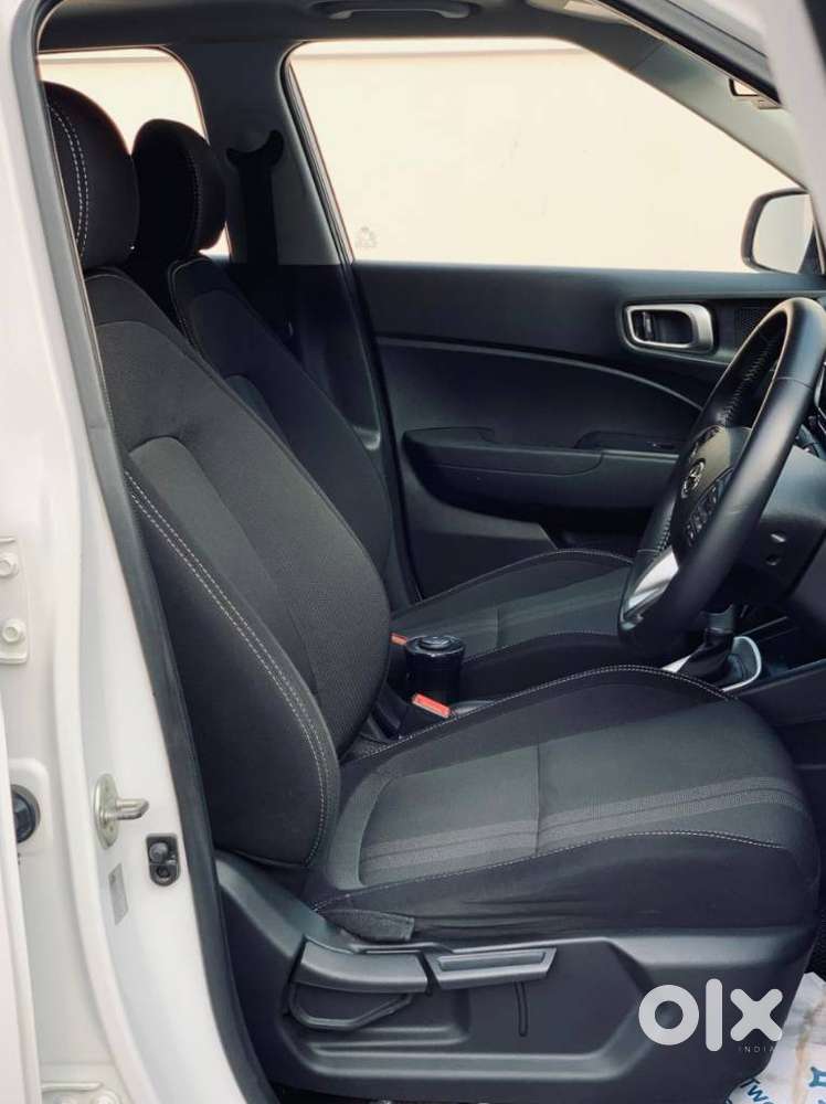 Hyundai Venue 1.0 Sx (o) Turbo Dct, 2019, Petrol