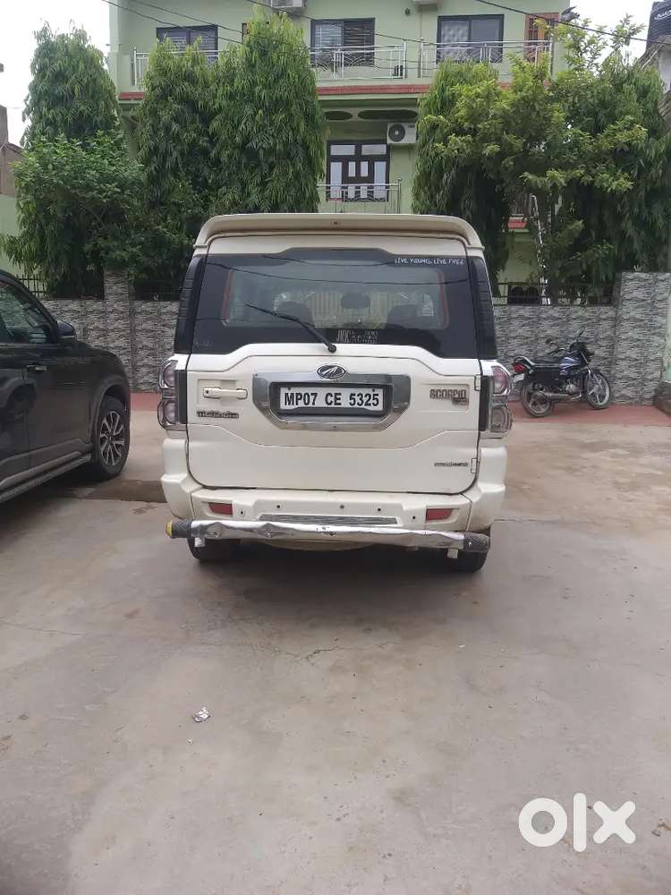 Mahindra Scorpio S10 2016 Car