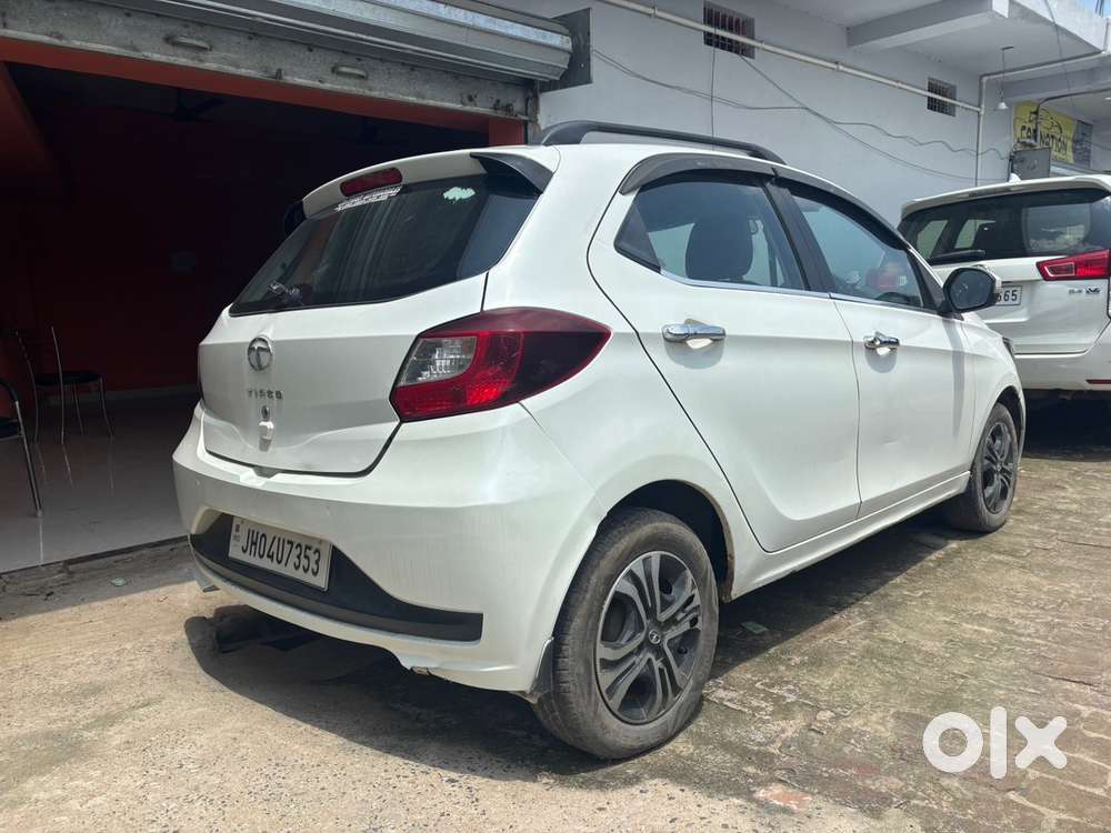 Tata Tiago Petrol 2020