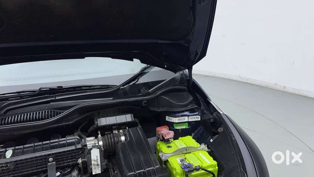 Tata Altroz 1.2 Xt, 2024, Petrol
