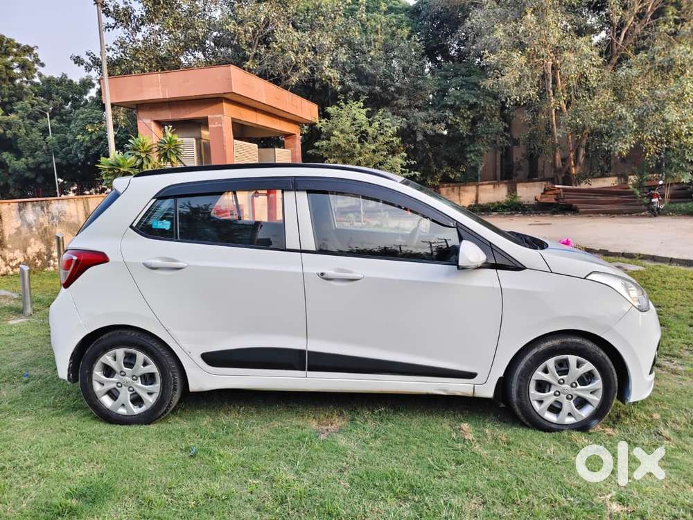 Hyundai Grand I10 2013-2016 Sportz, 2015, Petrol