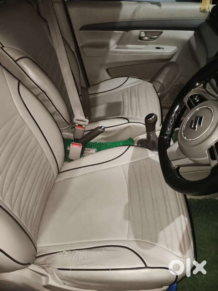 Maruti Suzuki Ertiga Vxi Petrol 2021