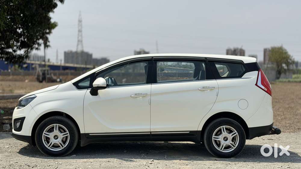 Mahindra Marazzo M6 8str, 2019, Diesel
