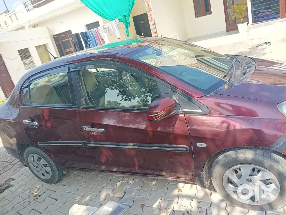 Honda Amaze 2013 Diesel Well Maintained