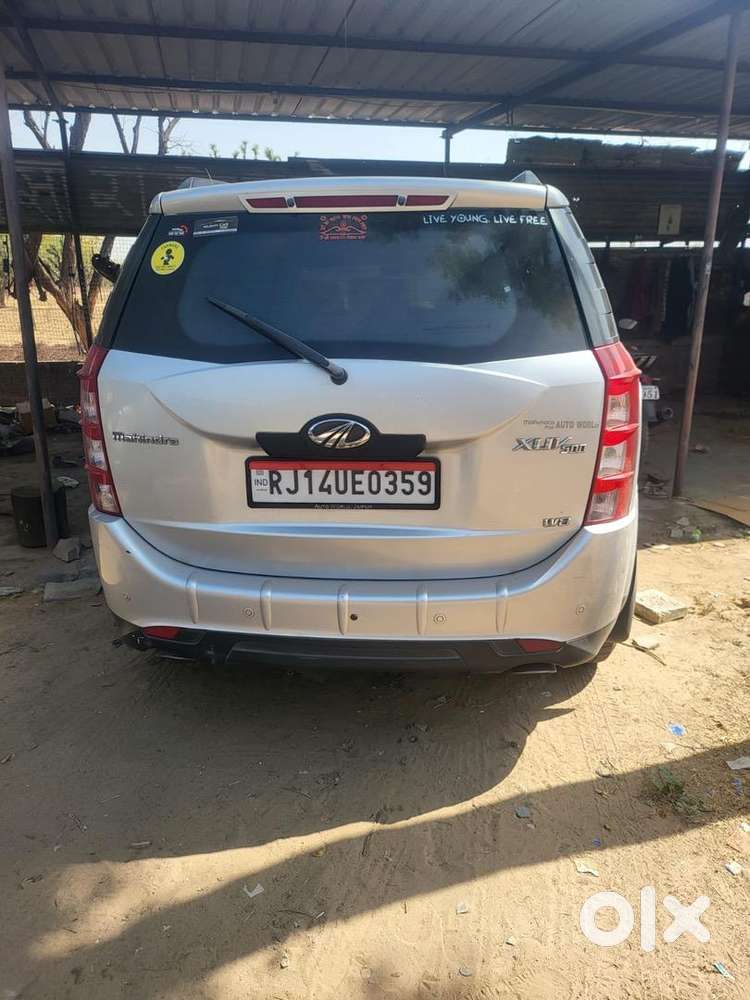 Mahindra Xuv500 2015 Diesel Well Maintained