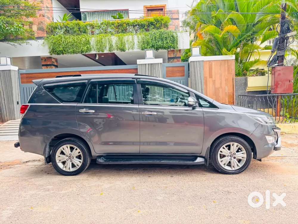 Toyota Innova Crysta, 2016, Diesel