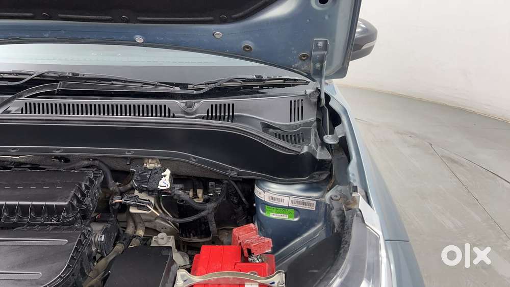 Tata Punch 1.2 Revotron Creative Amt Dual Tone, 2022, Petrol