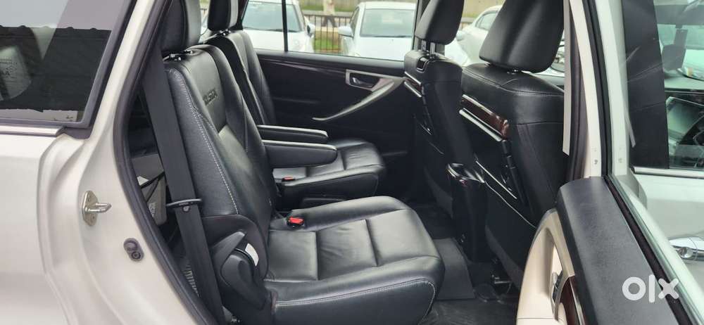 Toyota Innova Crysta Zx 2.4 Diesel 7 Seater, 2024, Diesel