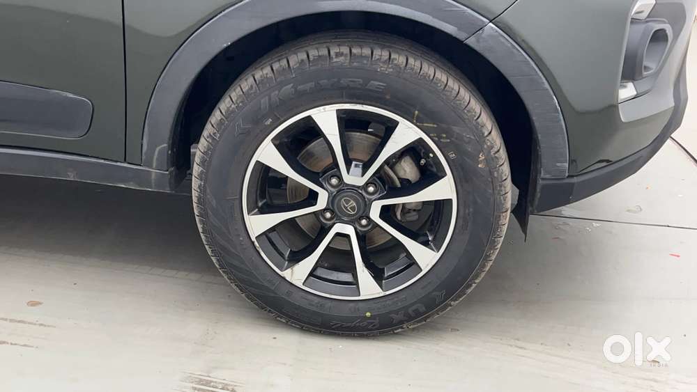 Tata Nexon 1.2 Revotron Xza Plus (o) Dual Tone, 2020, Petrol