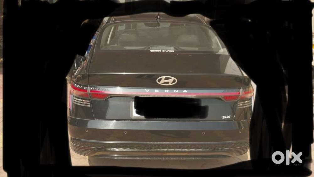 Hyundai New Verna 2023 Petrol Well Maintained