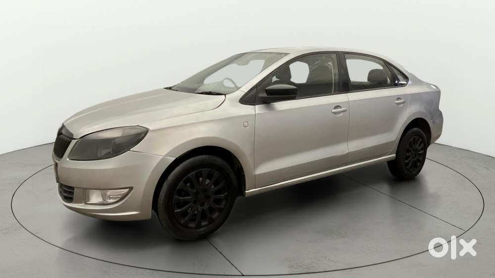 Skoda Rapid 1.6 Mpi At Ambition, 2014, Petrol