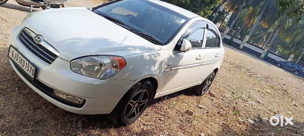 Hyundai Verna 2010 Diesel 95000 Km Driven