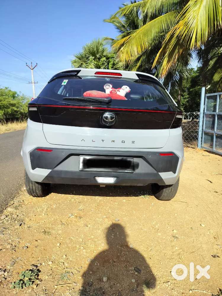 Tata Altroz Creative  2025