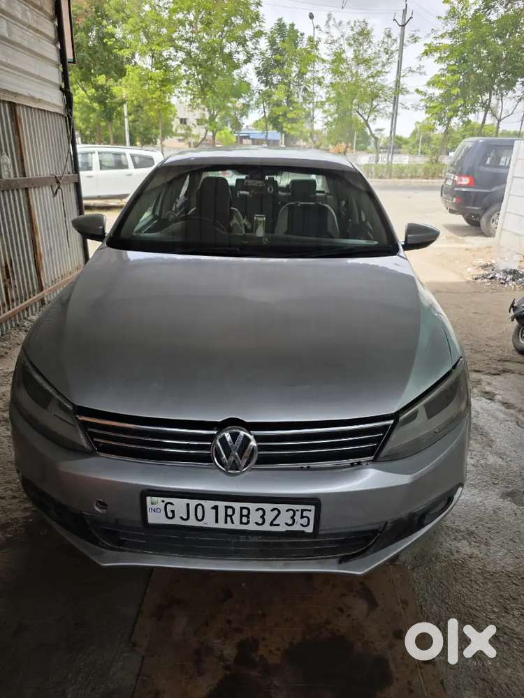 Volkswagen Jetta 2013 Petrol Well Maintained