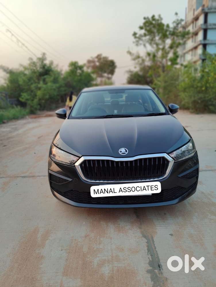 Skoda Slavia 1.0 Active Tsi, 2022, Petrol