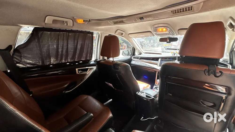 Toyota Innova Crysta 2016 Automatic 2.8 (captain Seats)