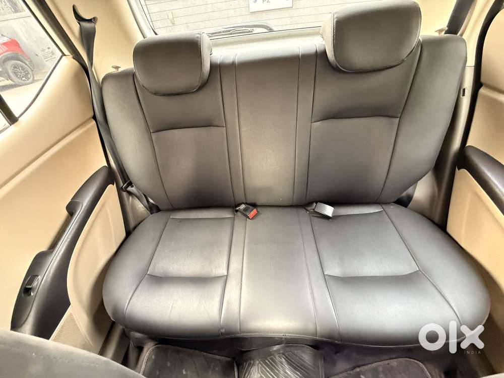Hyundai I10 Asta Sunroof At, 2012, Petrol