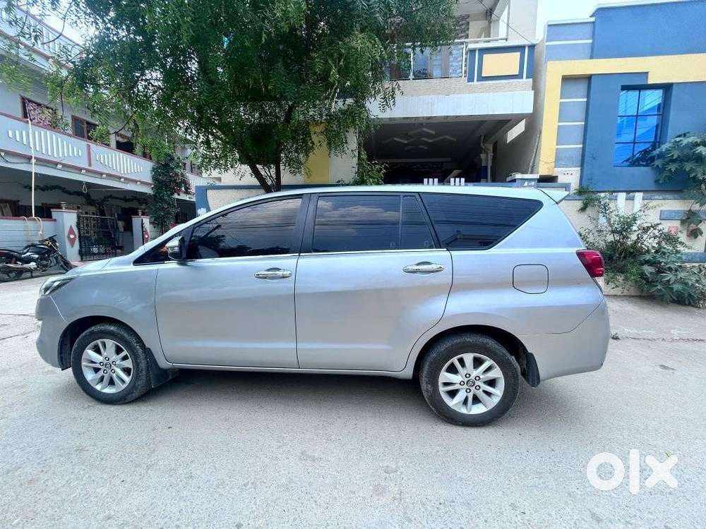 Toyota Innova Crysta 2.4 G Mt 7 Str, 2019, Diesel
