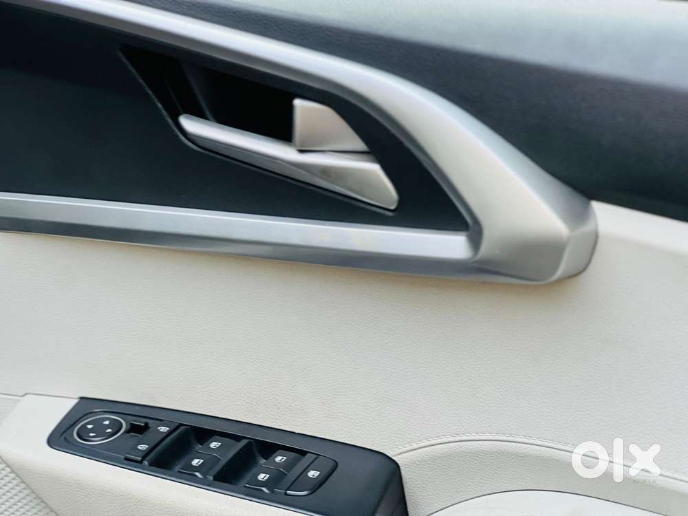 Kia Carens 1.4 Prestige 7 Str, 2022, Petrol