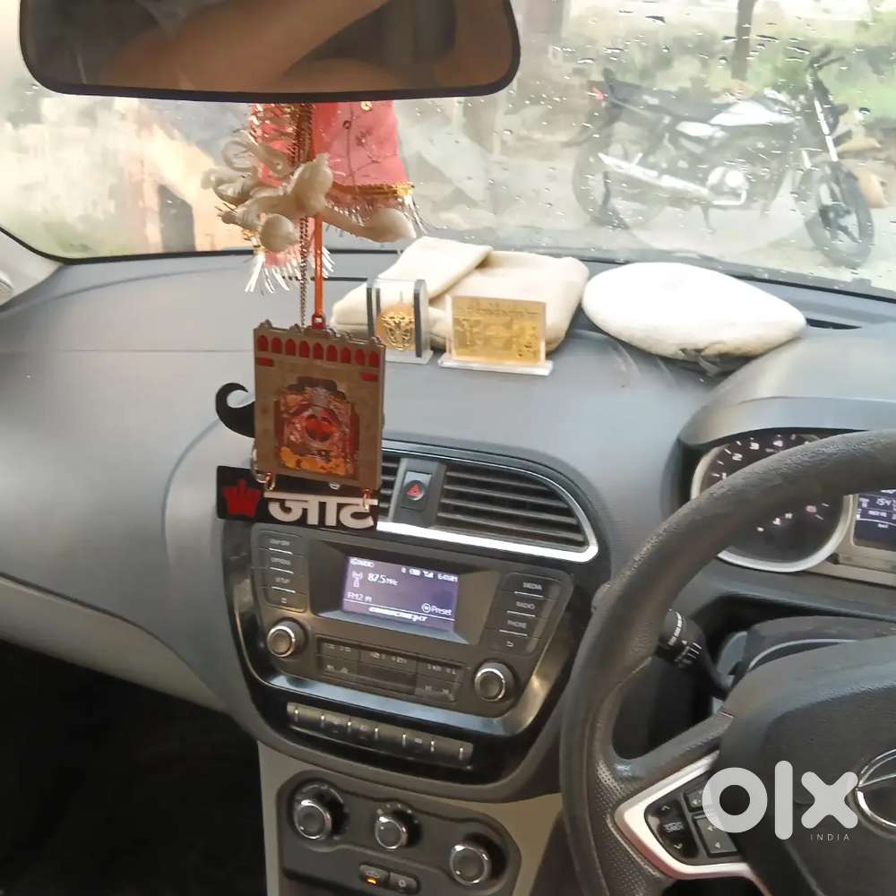 Tata Tigor 2017 Petrol + Cng 89000 Km Driven