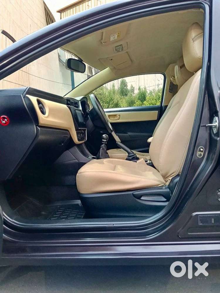 Toyota Corolla Altis J, 2018, Petrol
