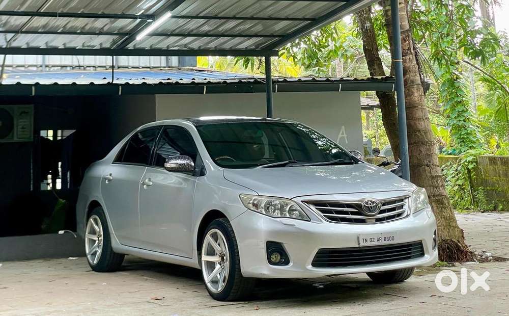 Toyota Corolla Altis 2011 Cng & Hybrids Well Maintained