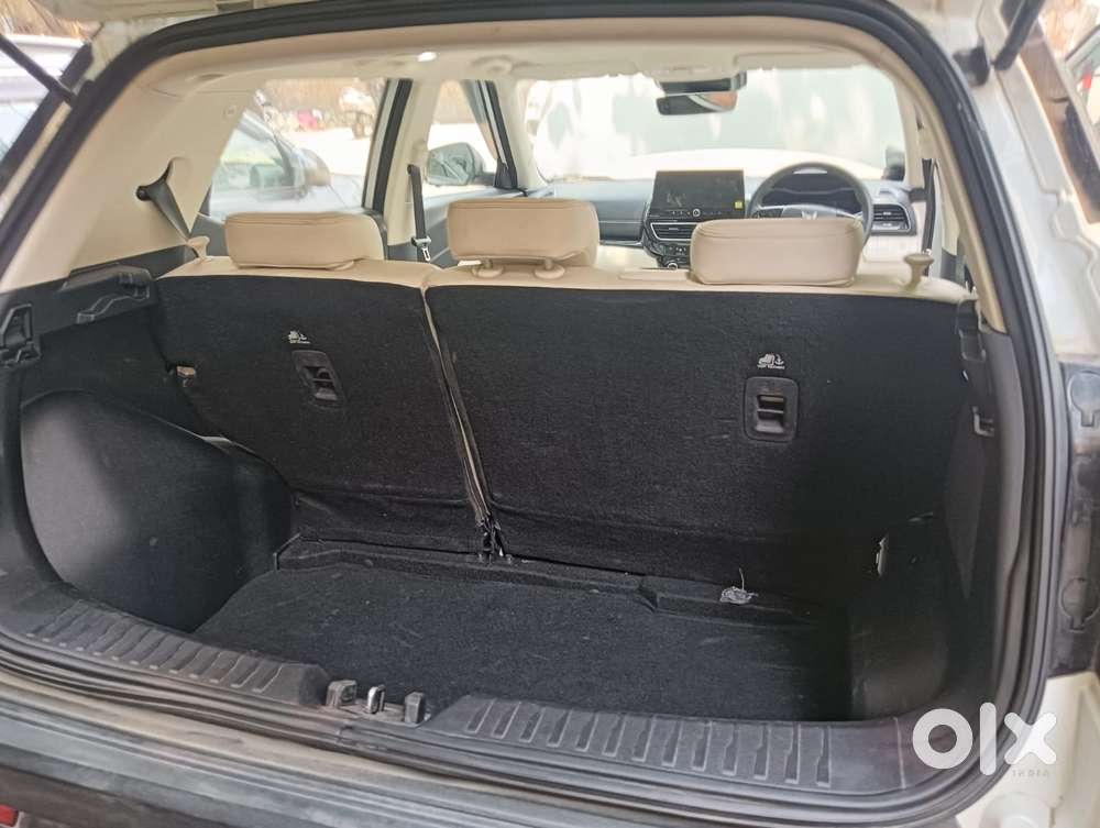 Mahindra Xuv 3xo Ax7l Diesel Mt, 2025, Diesel