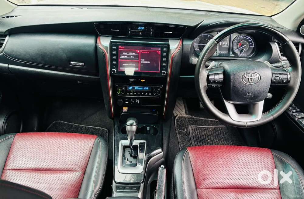 Toyota Fortuner 4x2 At 2.8 Diesel, 2022, Diesel
