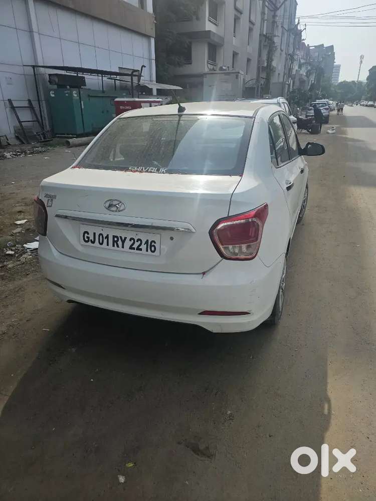 Hyundai Xcent Base 2017