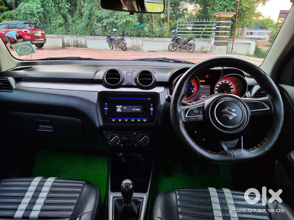 Maruti Suzuki Swift 1.2 Vxi (o), 2022, Petrol