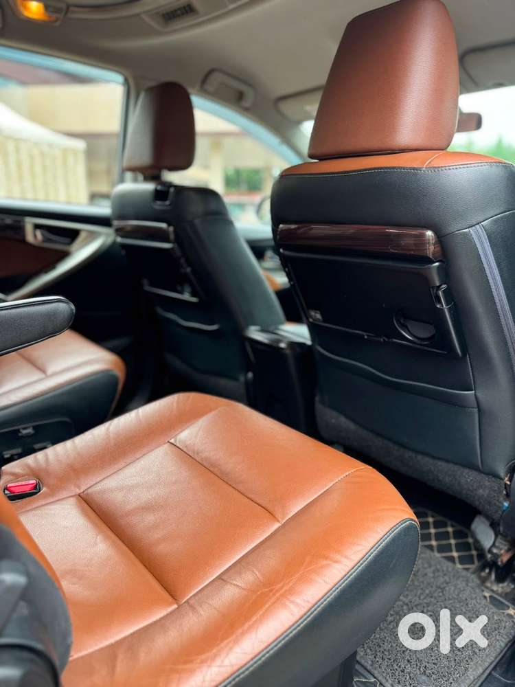 Toyota Innova Crysta Diesel 2017