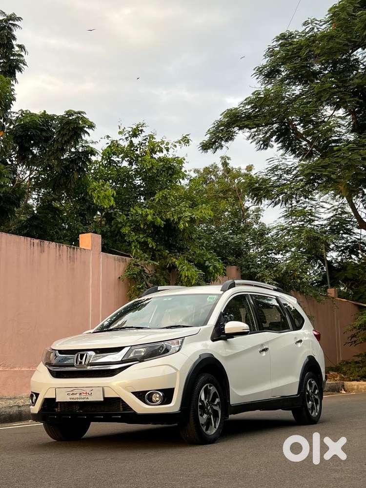 Honda Br-v Style Edition V Cvt, 2016, Petrol