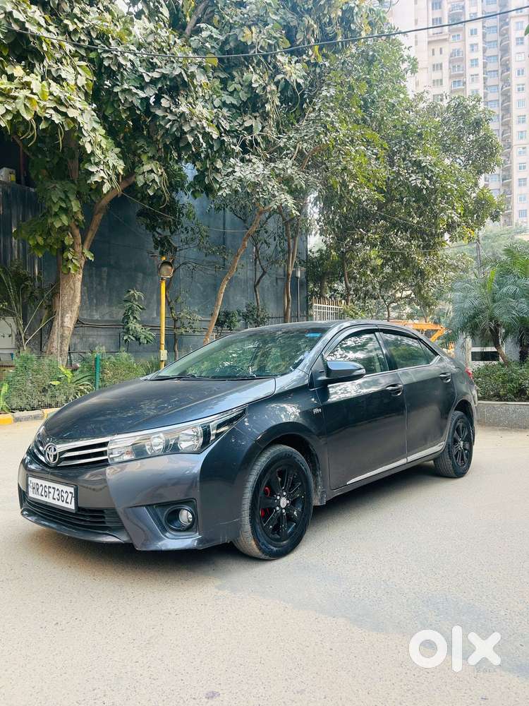 Toyota Corolla Altis 2013-2017 G At, 2015, Petrol