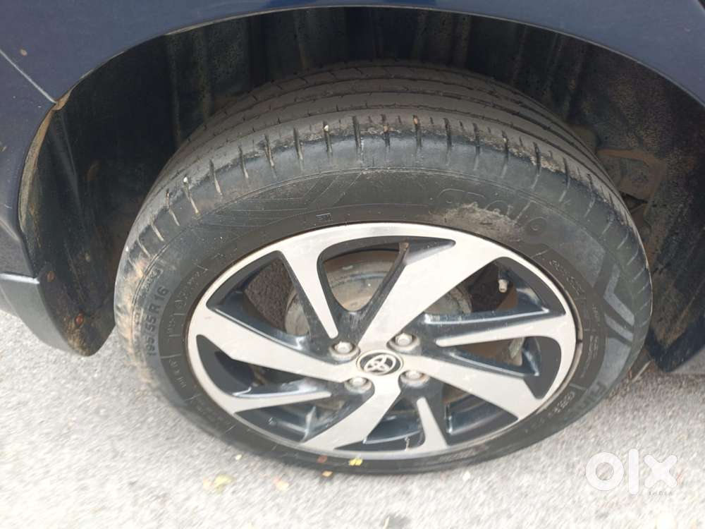Toyota Glanza V, 2022, Petrol